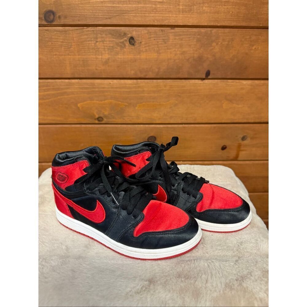 Jordan 1 High Satin Bred Pre School Size 2.5 Youth New FD5304-061 Black Universi